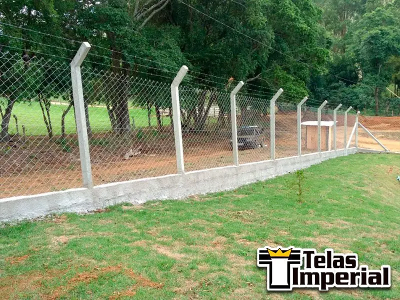 Cercas com Mourão de Concreto