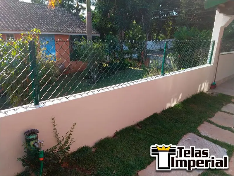 Fechamento de Cercas com Cano Tubular