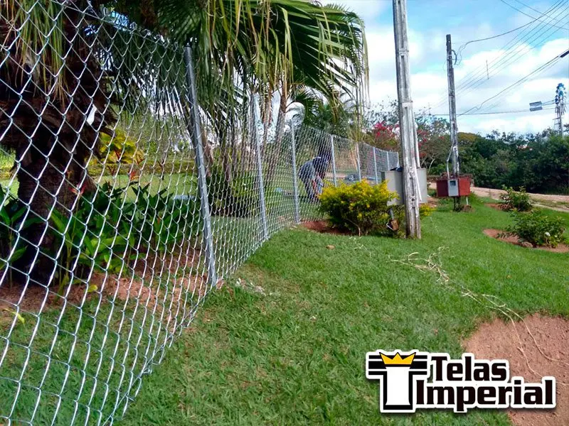 Fechamento de Cercas com Cano Tubular