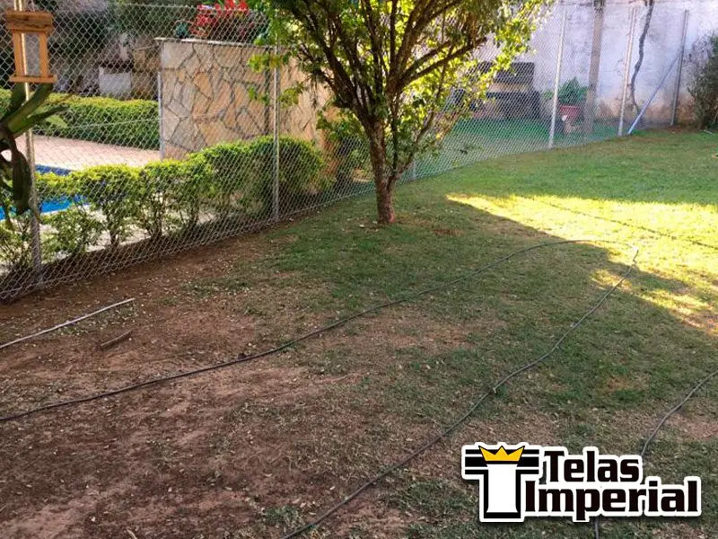 Fechamento de Cercas com Cano Tubular